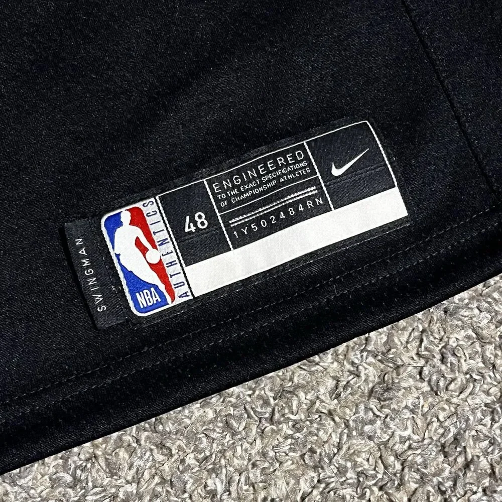 NBA Nike Brooklyn Nets Kyrie Irving Jersey #11 Men’s L (48)